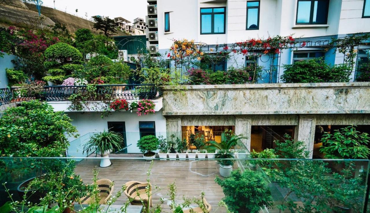 Lake Hills Hotel Халонг Экстерьер фото