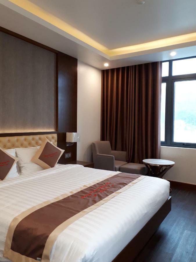 Lake Hills Hotel Халонг Экстерьер фото